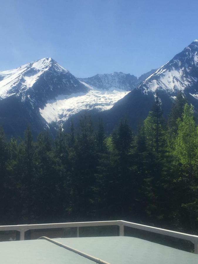 Silvern Lake Trail Bed&Breakfast Smithers Exterior foto